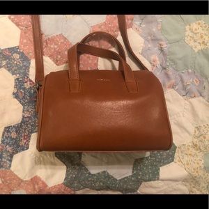 Matt and Nat Mini Mitsuko In chili